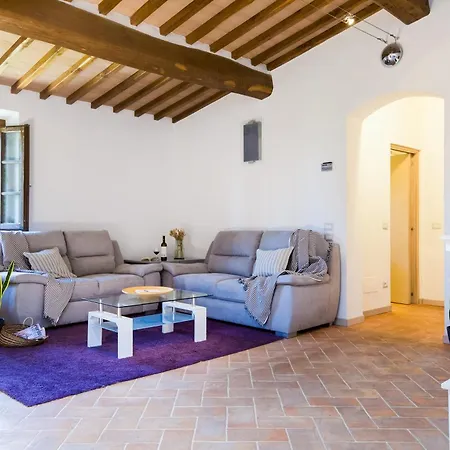 Castellaccia Contemporary Apartment