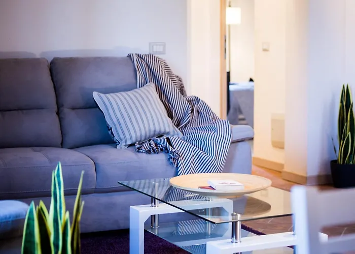 Castellaccia Contemporary Daire